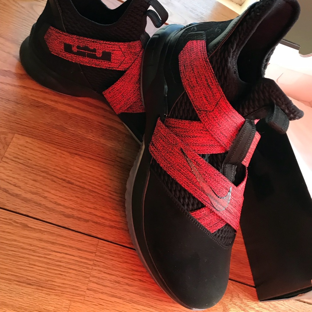 Nike Lebron soldier xII shoes
